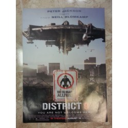 Póster doble: Malditos bastardos/ District 9